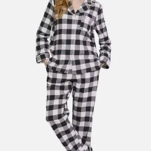 Lands' End Women’s Black and White Plaid Pajama Set 🖤🤍